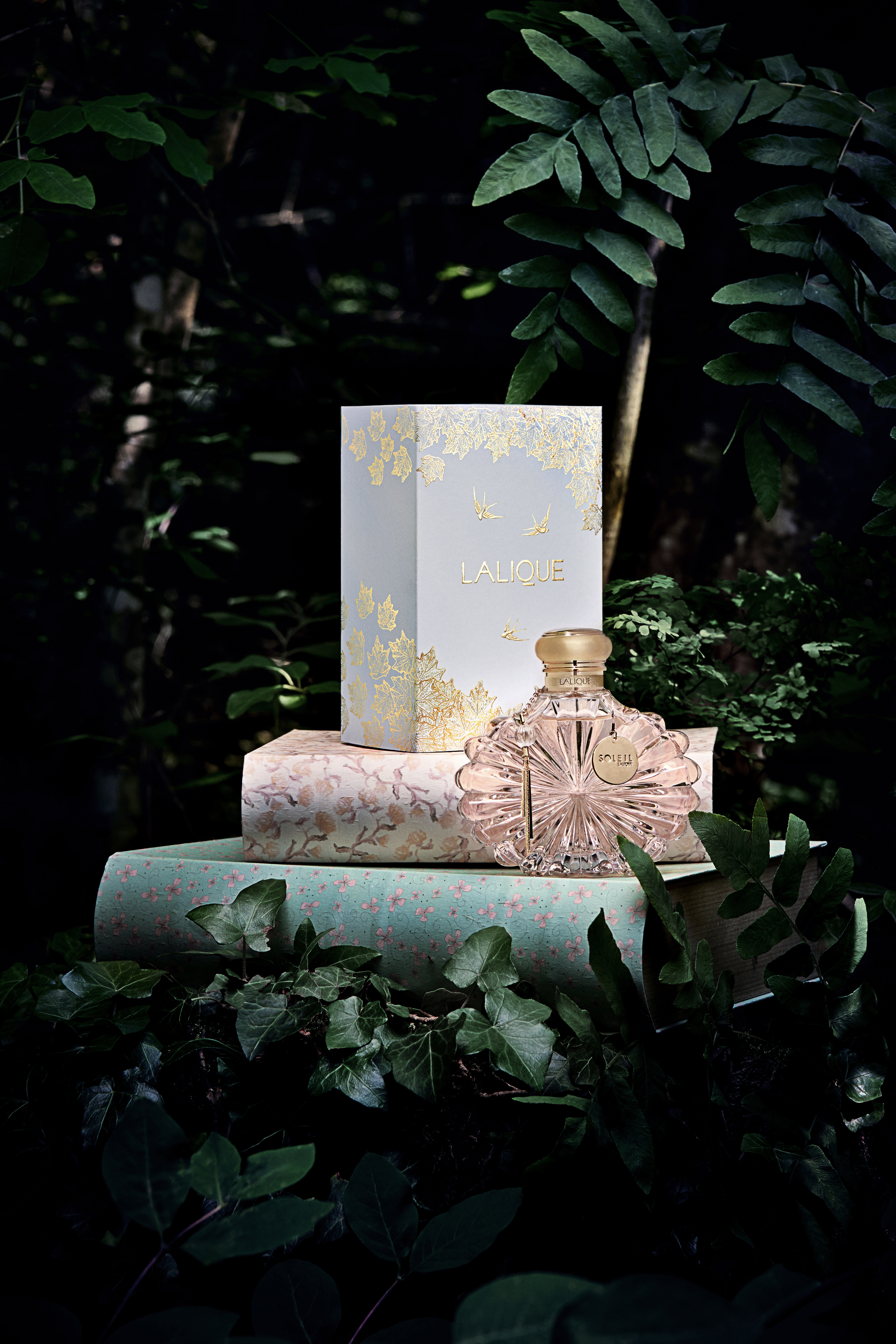 Capturing Winter's Spirit: The Art of Lalique's Crystal Pieces